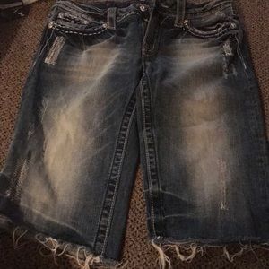 Miss me jean short